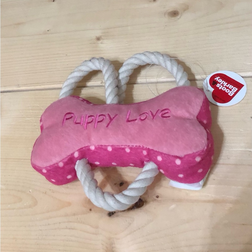 Boots Barkley tough puppy durable squeaky big dog toy New with tags size 6.5”*7”
